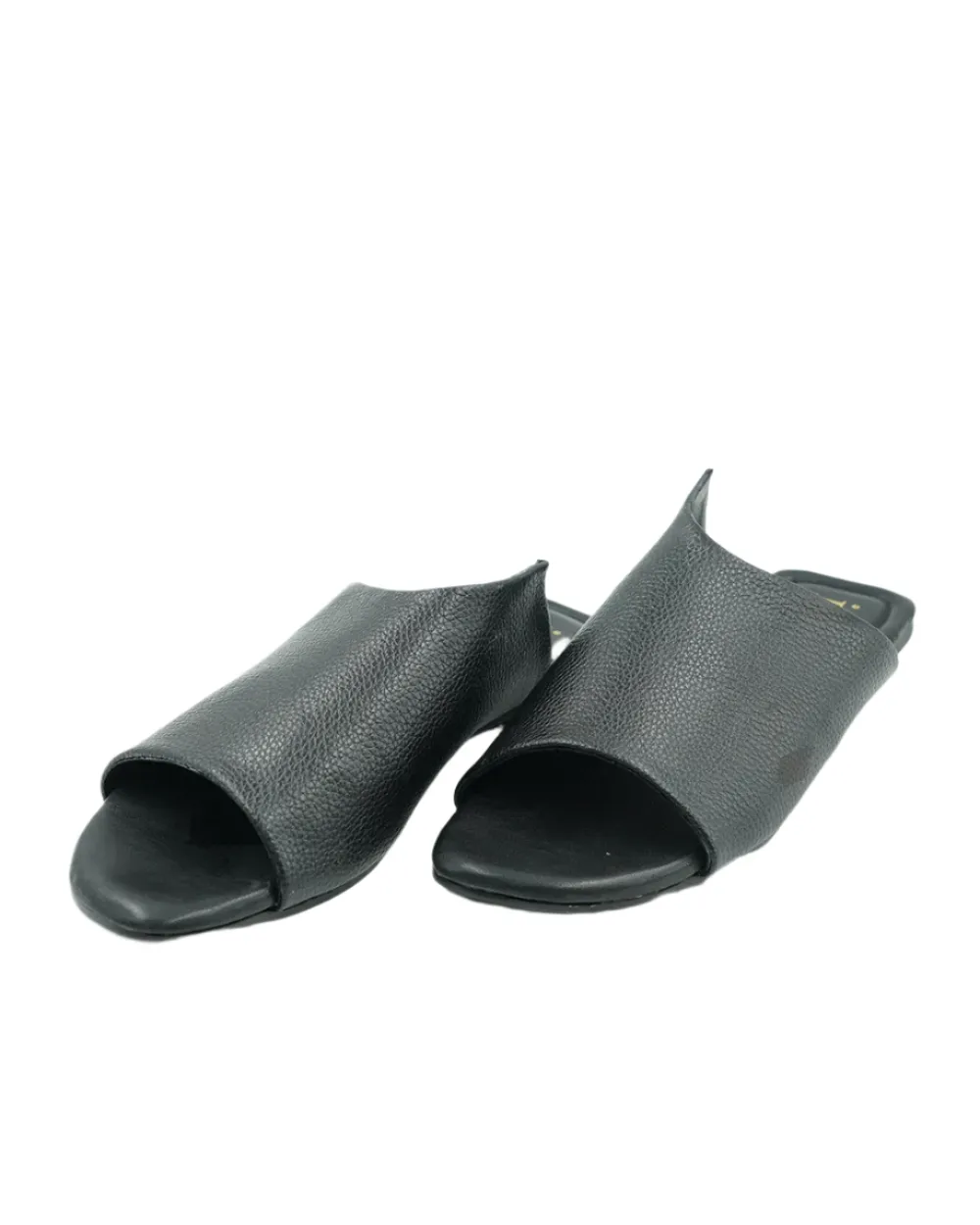Black Claire Flats