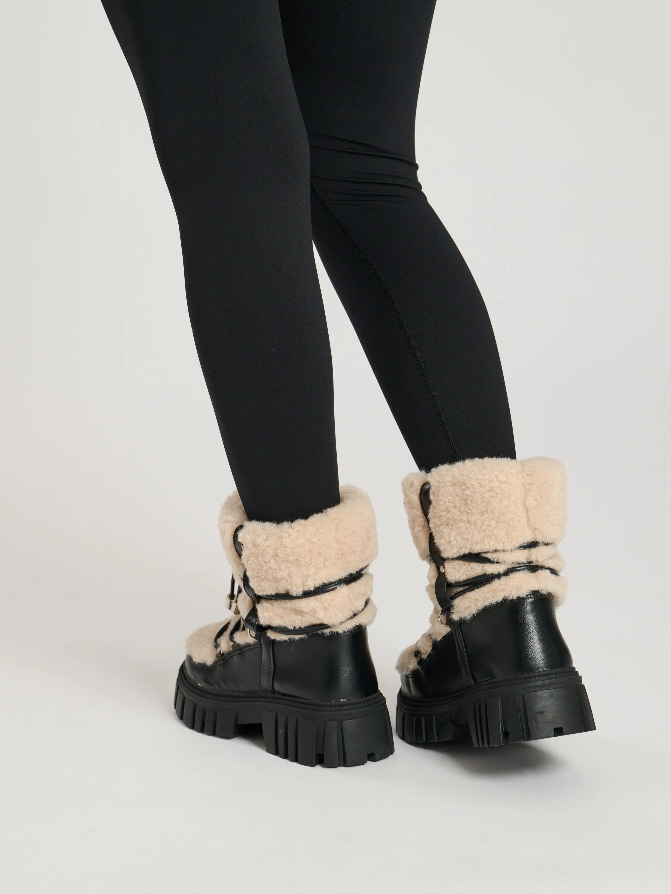 The 'Arctic' faux fur chunky lace up black snow boots