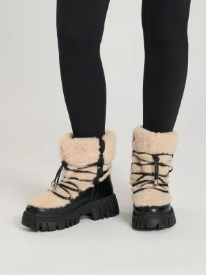 The 'Arctic' faux fur chunky lace up black snow boots